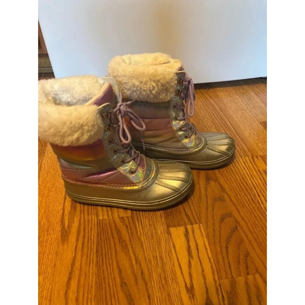 London Fog Snow Boots Size 4